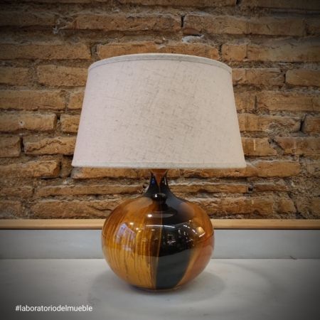 Pie pantalla ceramico-marrones